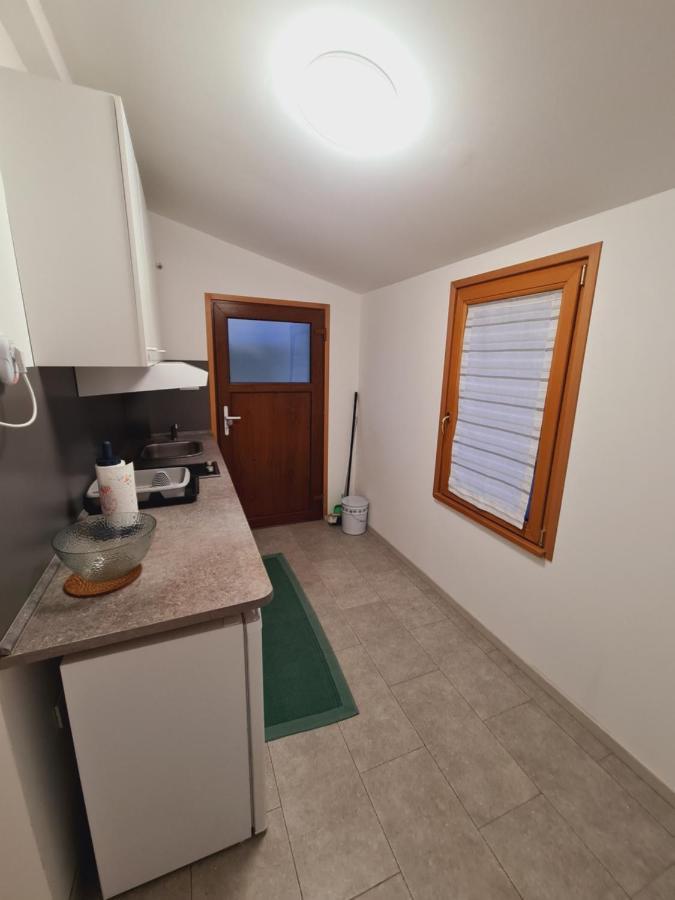 Countryside Apartment Koper Eksteriør bilde